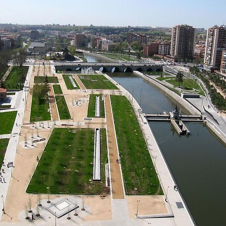 Piramides 2 Apartment Madrid Bagian luar foto